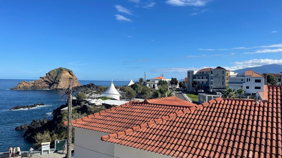Nearby landmark, Natural landscape, View (from property/room), City view, Mountain view, Sea view