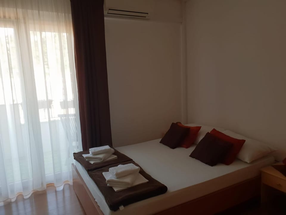 Ana Tudor Apartments Apartment in Hvar