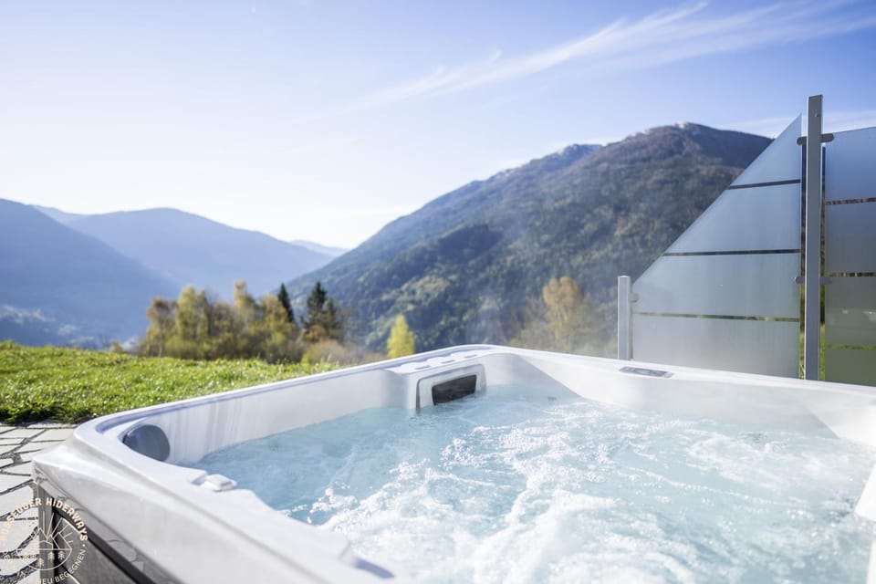 Natural landscape, Hot Tub, Mountain view