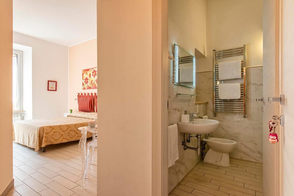 Merulana Suite 2 Bed and Breakfast in Rome