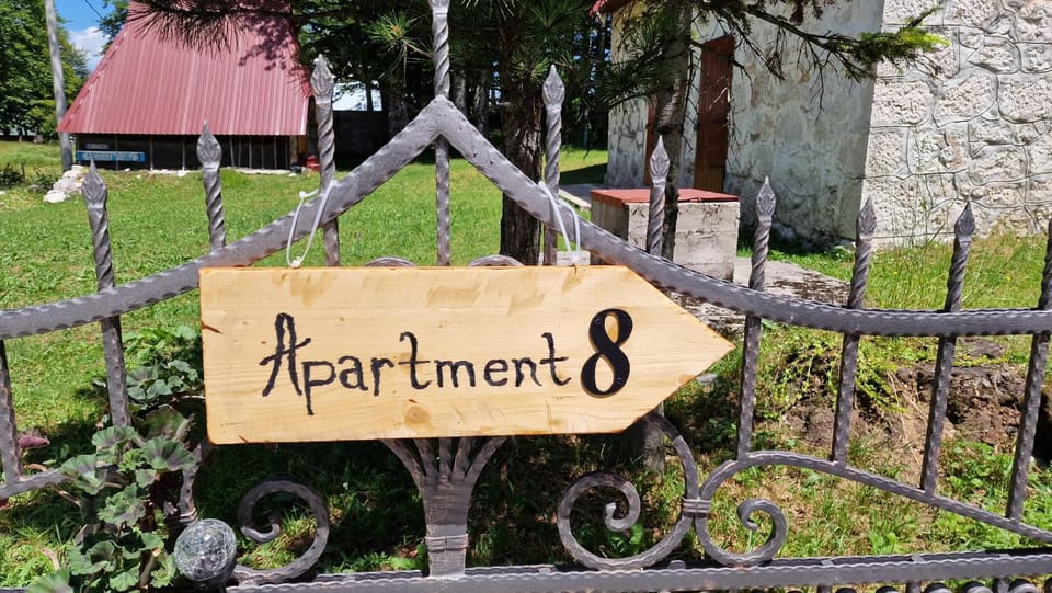 Gorska Vila Apartments Apartment in Montenegro