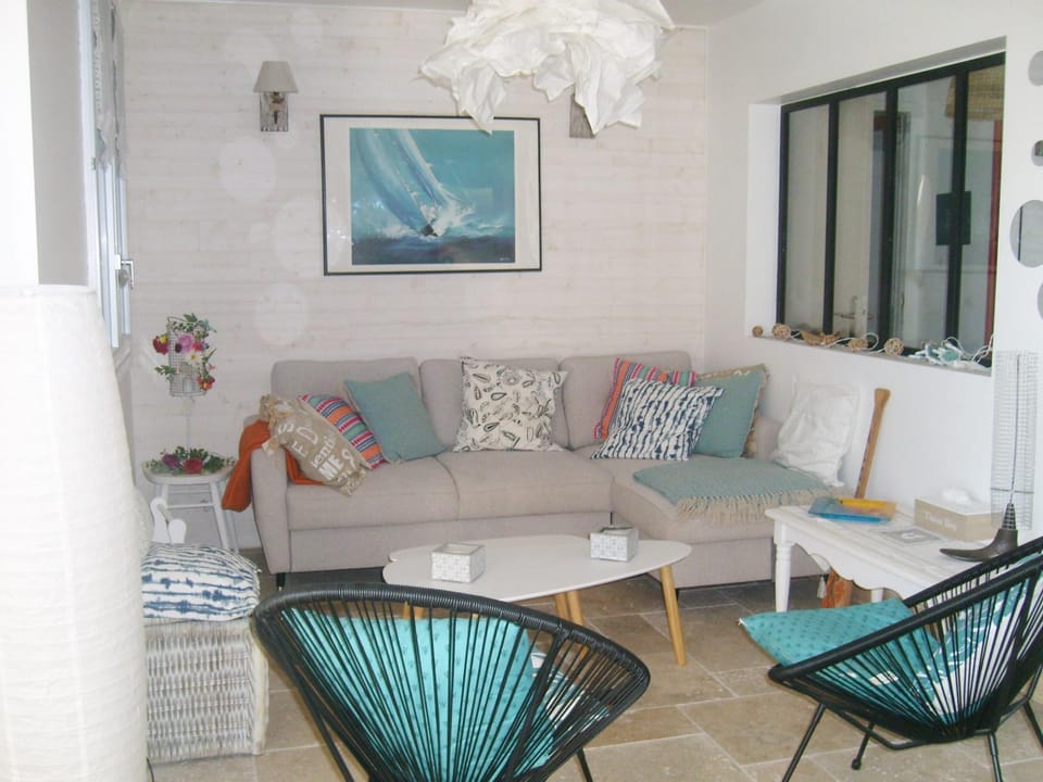 Communal lounge/ TV room, Living room, Lounge or bar, Seating area