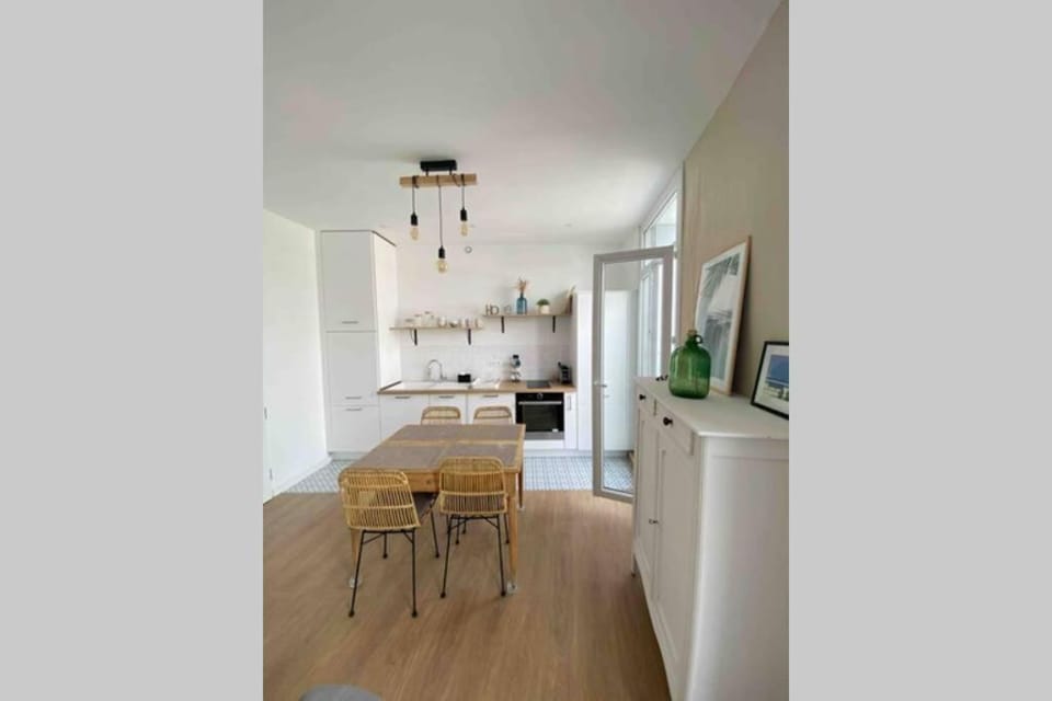 Sur le bord du quai Apartment in Occitanie