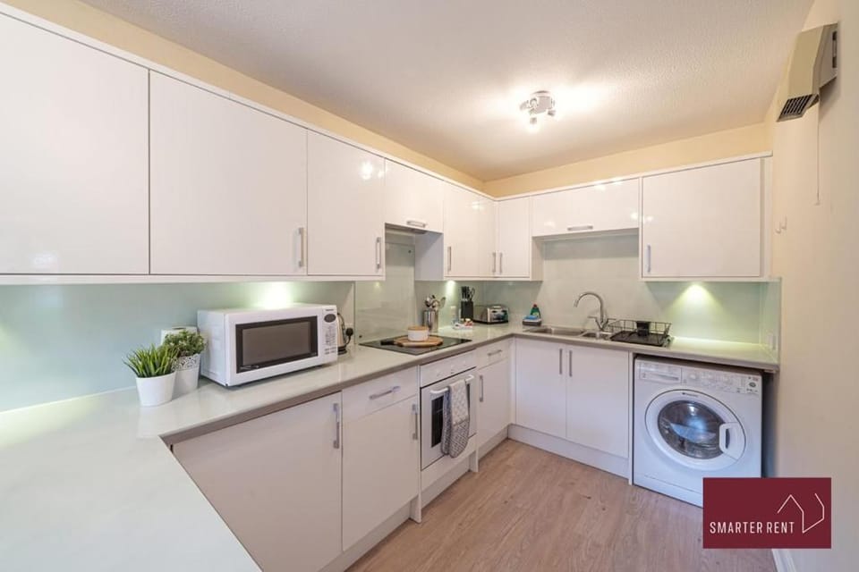 Maidenhead 2 Bed Ground Floor Flat Apartment in Maidenhead