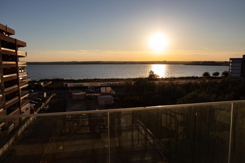 Natural landscape, Balcony/Terrace, Lake view, Sunset