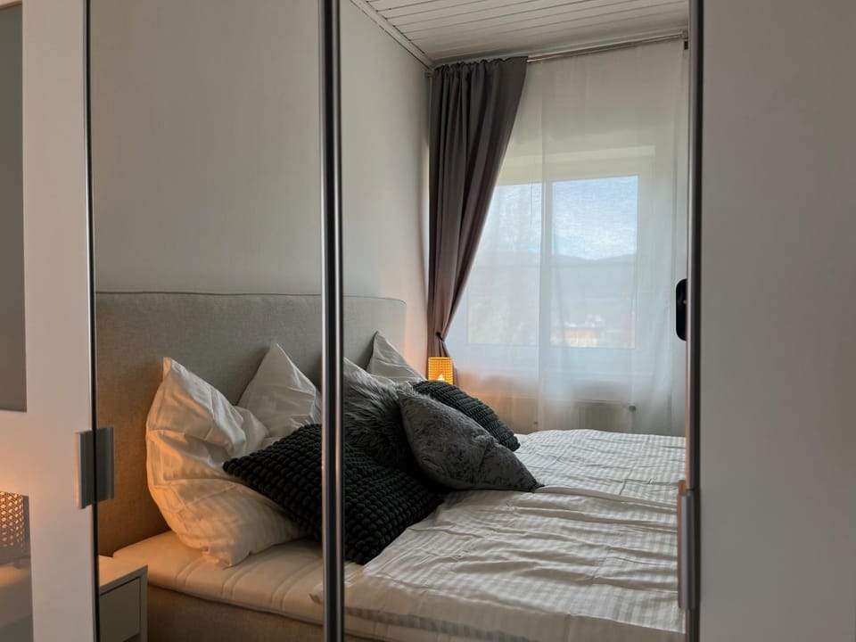 Seebrise Velden - Quiet location, 10 minutes walk to lake Apartment in Velden am Wörthersee