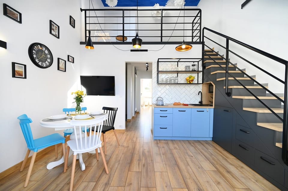 Living room, kitchen