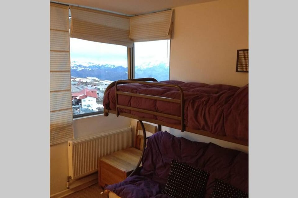 bunk bed