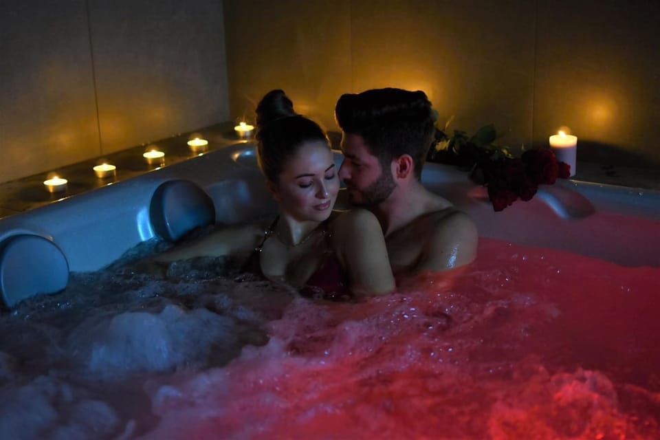 Hot Tub, Spa and wellness centre/facilities