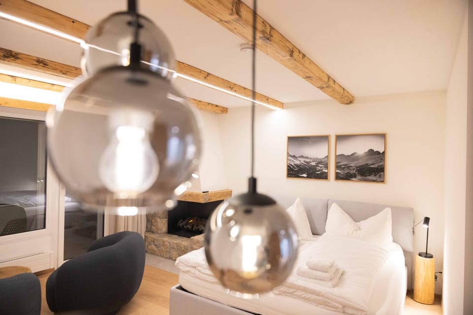 New Premium Studio with eFireplace, Pool & Sauna Apartment in Saint Moritz