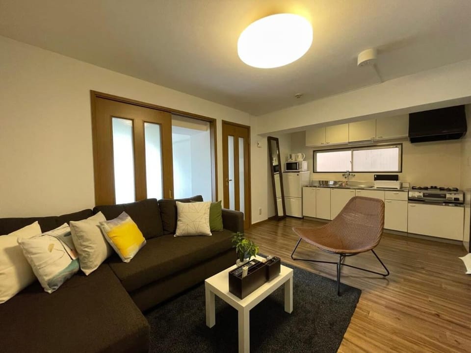 b hotel Dai3Himawari - 2BR good for 6PPL overlooking Peace Park with WIFI! Apartment in Hiroshima