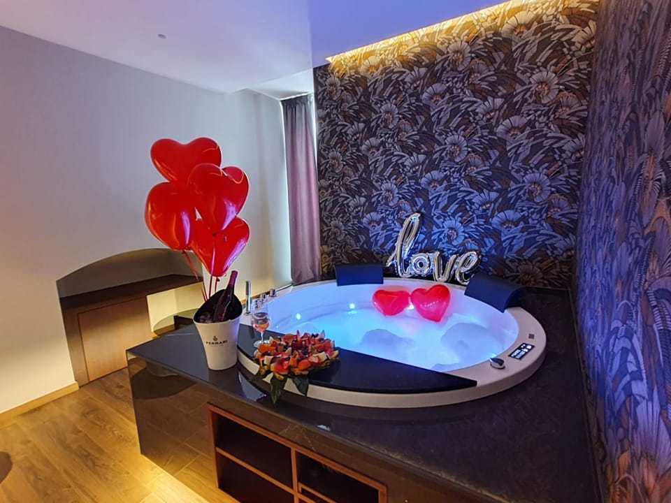 Hot Tub