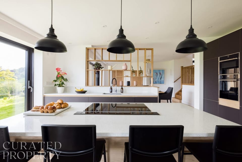 Stunning 5 Bedroom New Build with Amazing Views! House in Bath