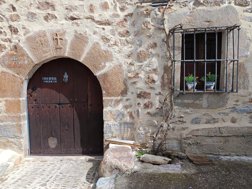 SOLAR de 1709 House in La Rioja