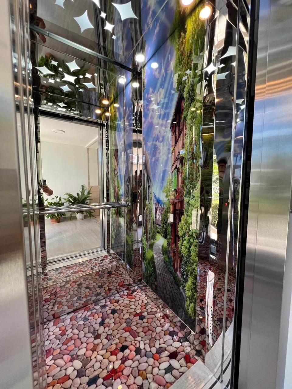 elevator