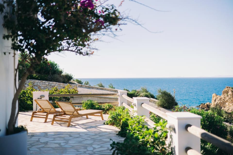 Balcony/Terrace, Seating area, Sea view, sunbed