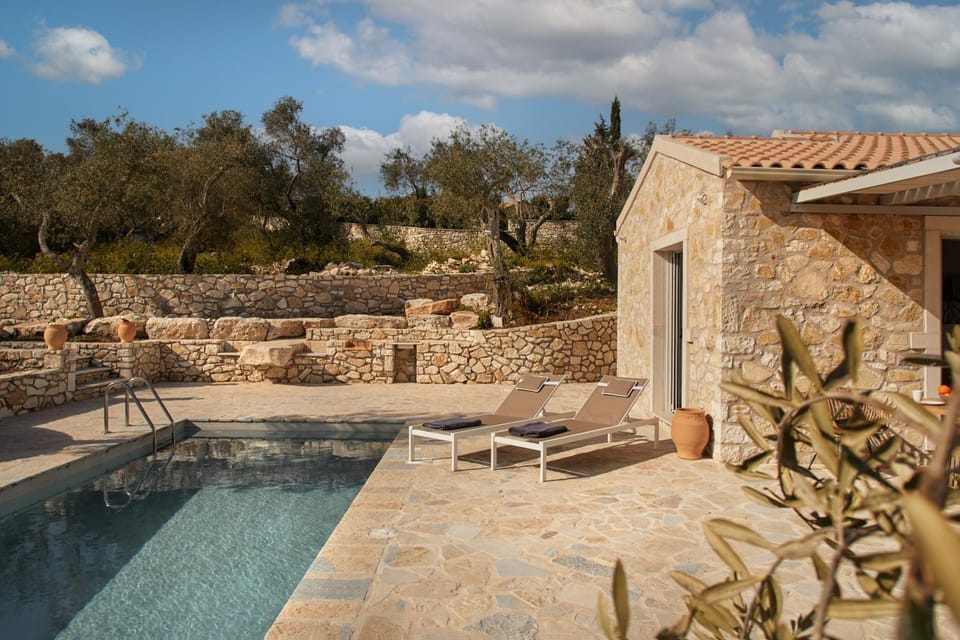 Villa Sirina Villa in Peloponnese, Western Greece and the Ionian