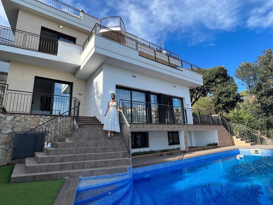 Villa de lujo con vistas al mar y piscina privada Villa in Maresme