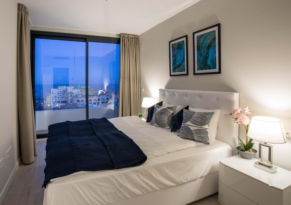 Bed, Bedroom, Sea view, Sunset