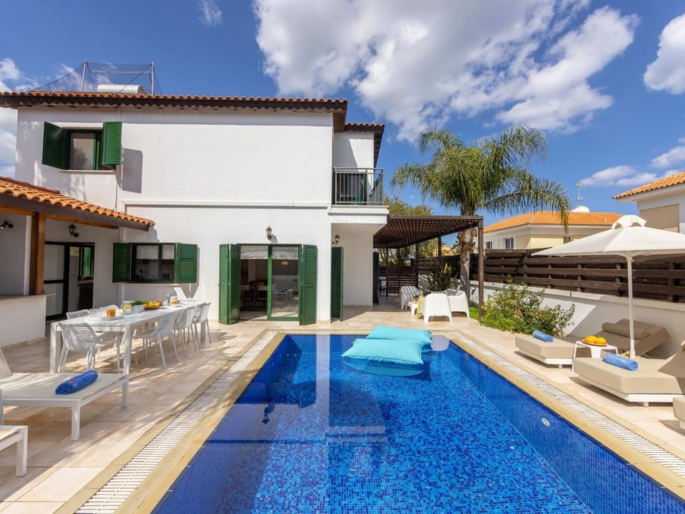Villa Eftihia House in Paralimni