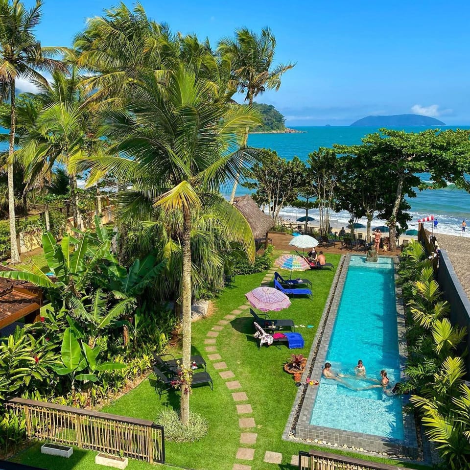 Day, Natural landscape, Garden, View (from property/room), Beach, Beach, Garden view, Pool view, Sea view, Swimming pool, sunbed