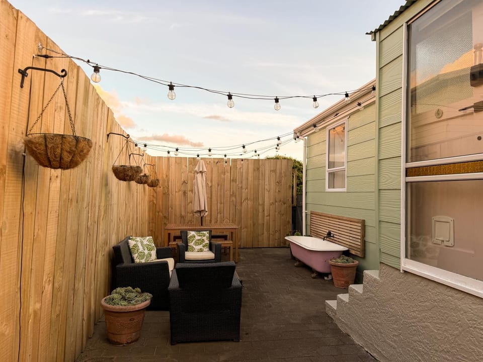 Patio, Seating area, Open Air Bath