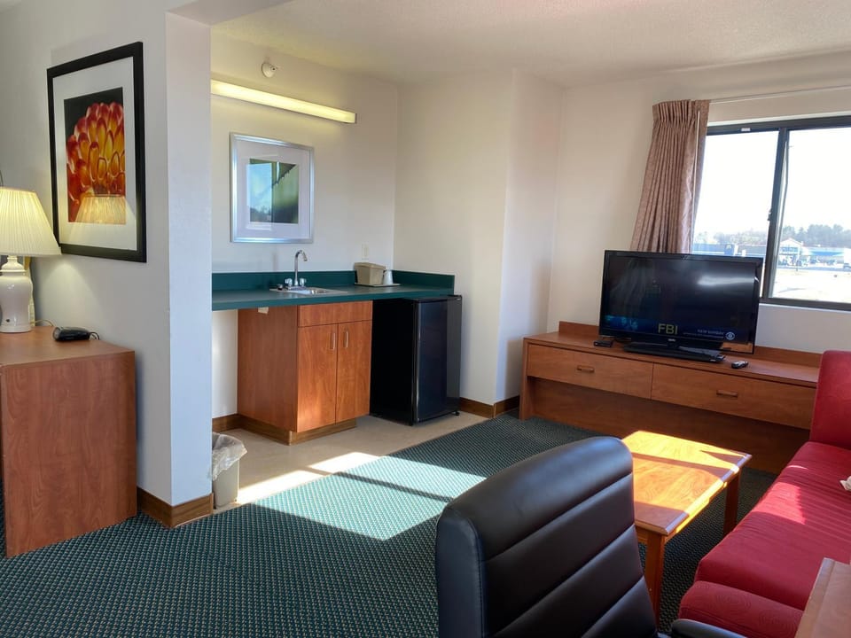 Carlyle Inn & Suites Hotel in Kentucky