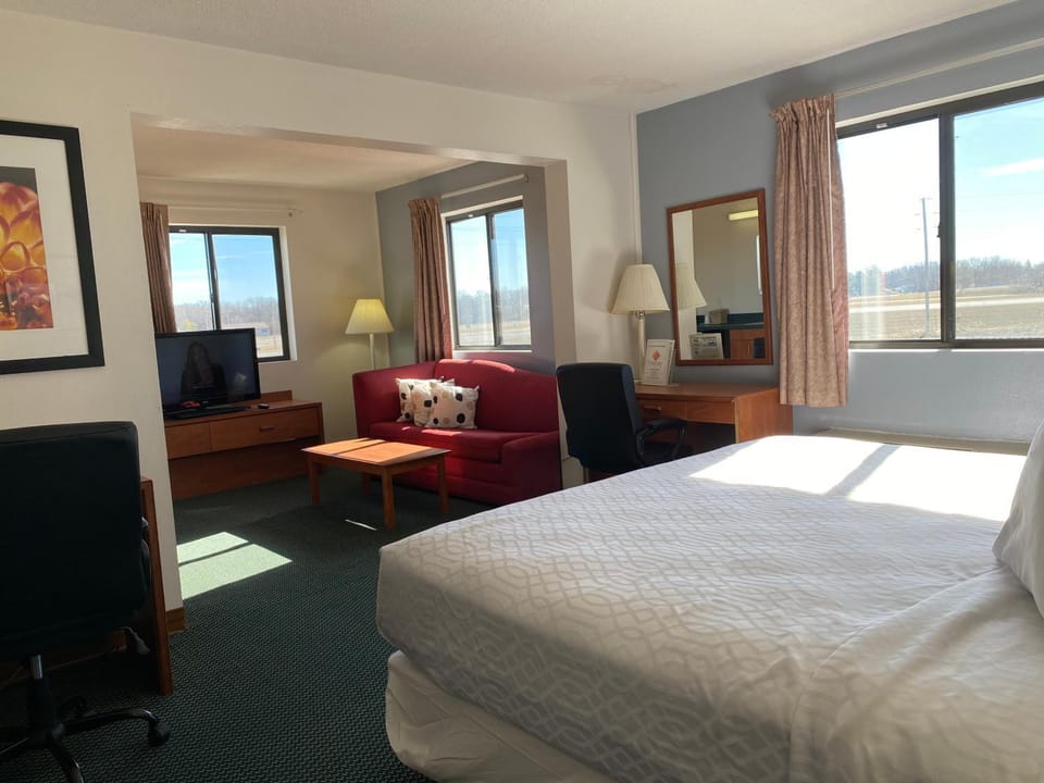Carlyle Inn & Suites Hotel in Kentucky