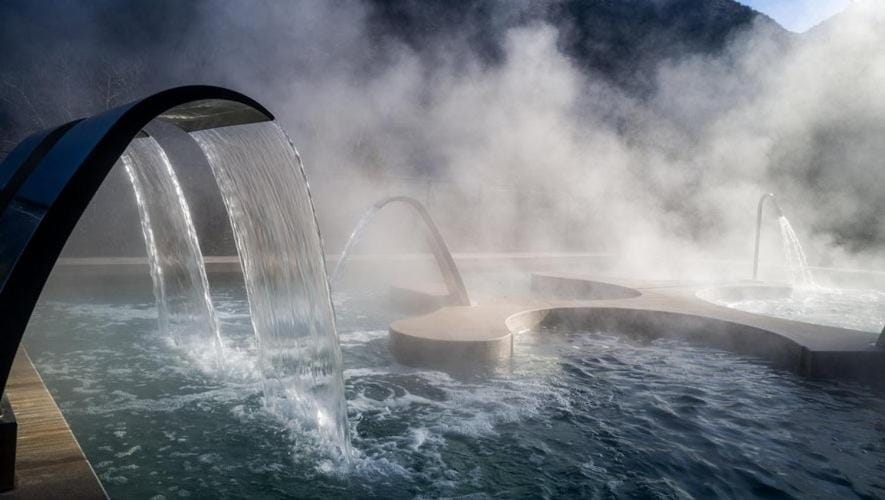 Hot Tub, Swimming pool