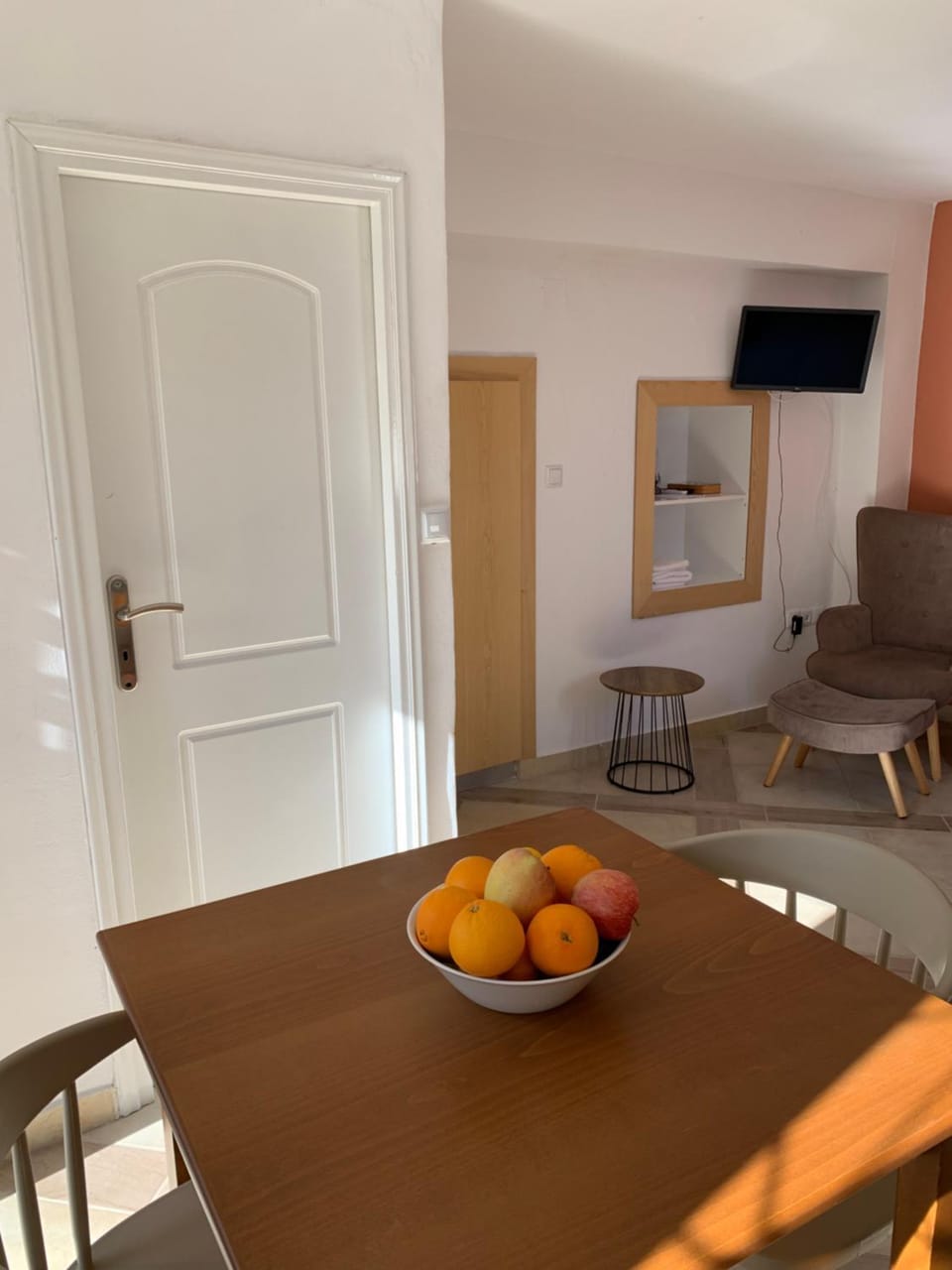 Zacharos Elegant Studio Apartment in Leonidio
