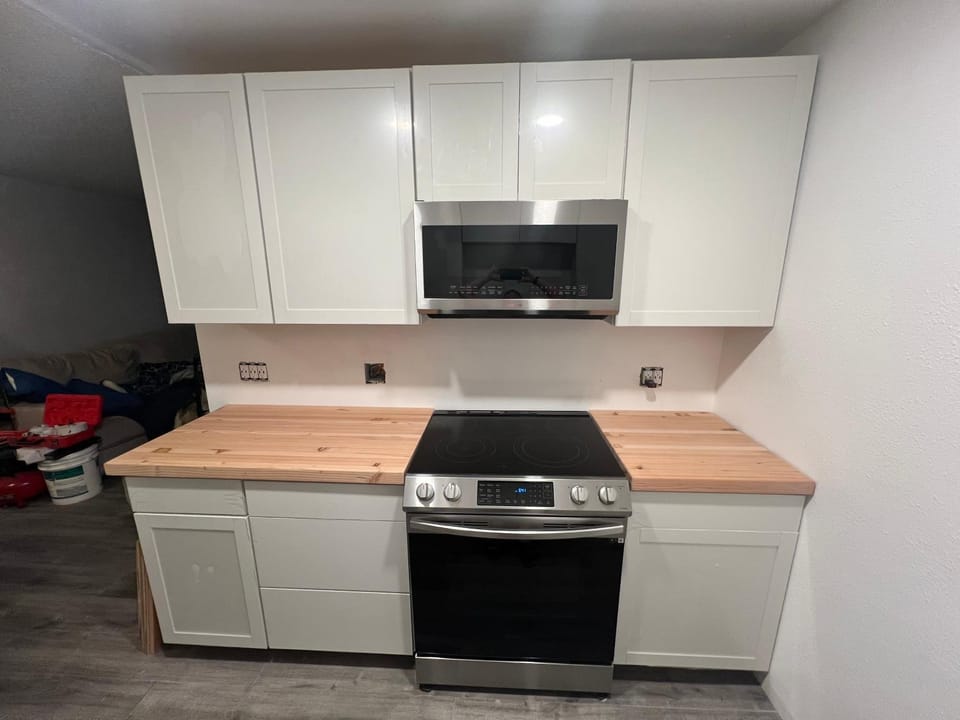 Kitchen or kitchenette