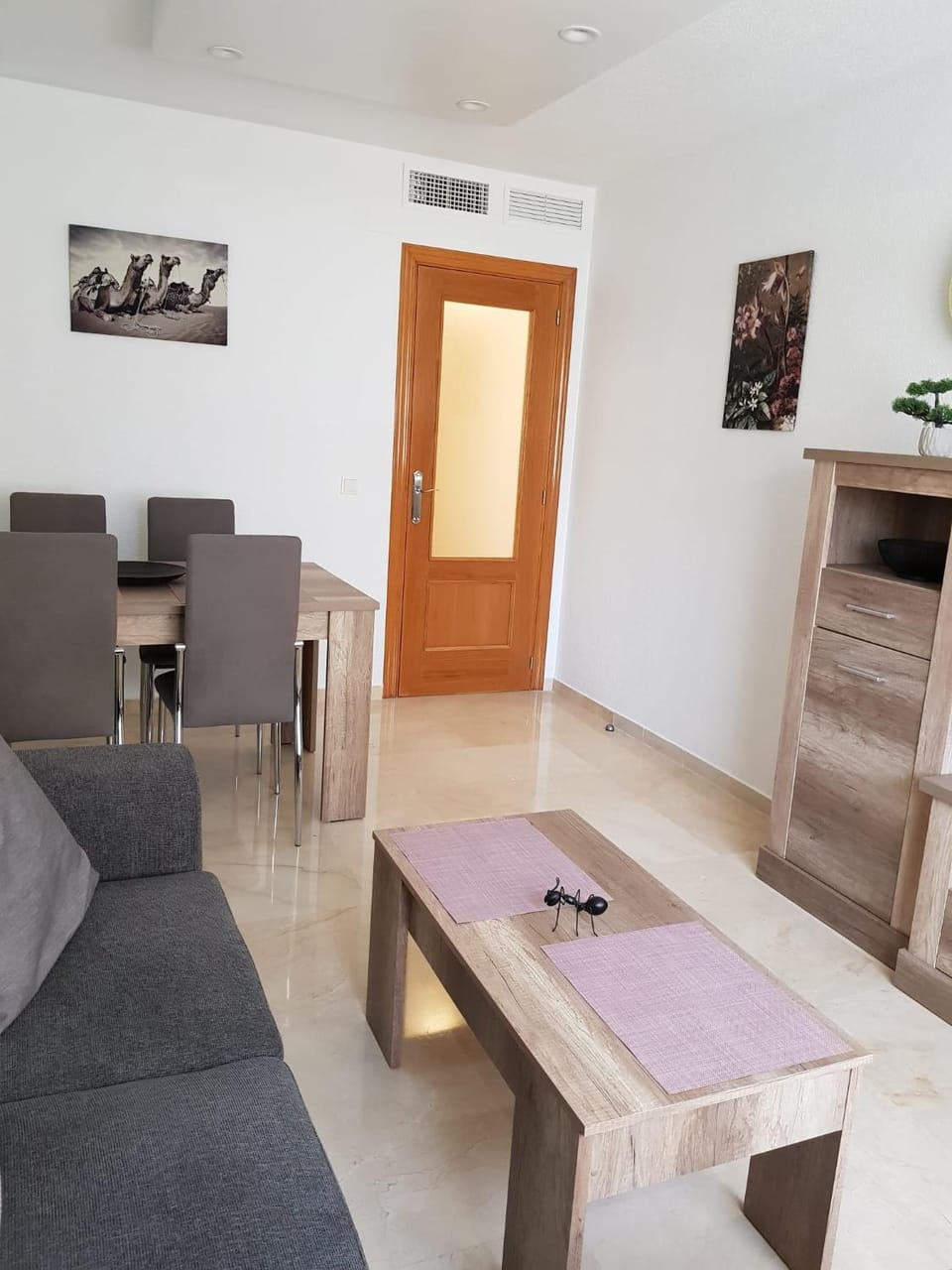 Communal lounge/ TV room, Dining area