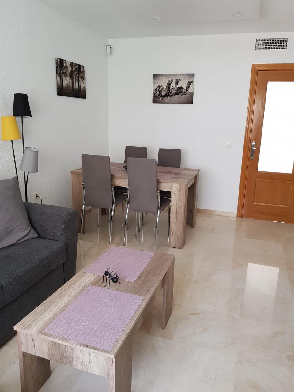 Communal lounge/ TV room, Dining area