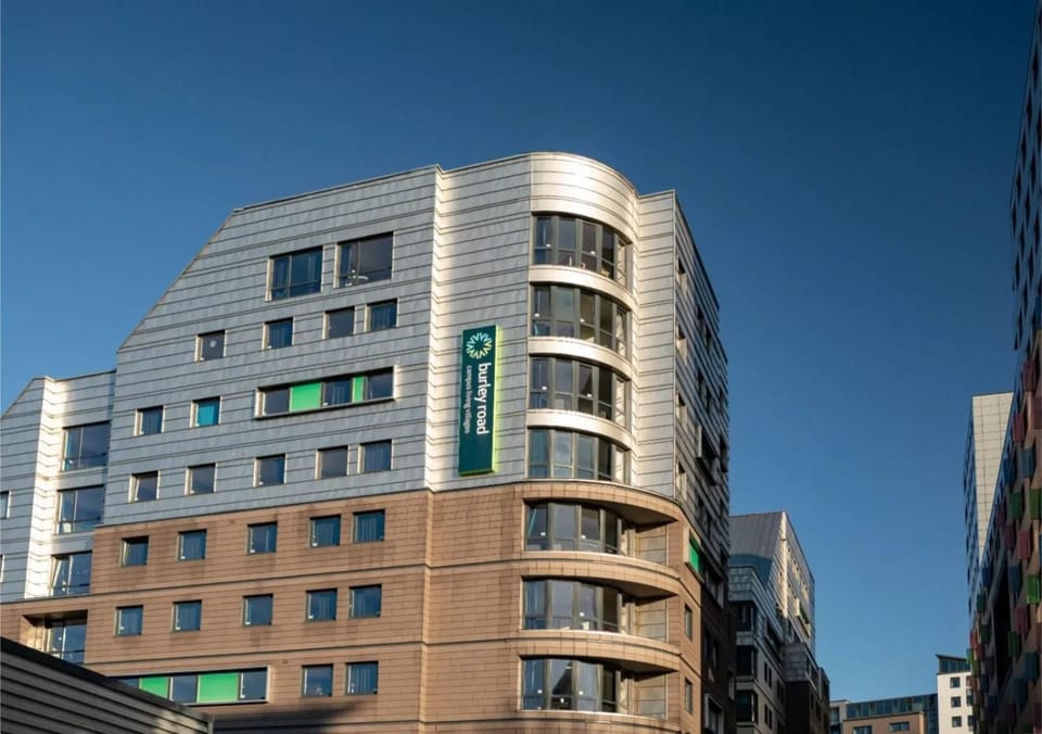 Burley Road in Leeds Apartment in Leeds