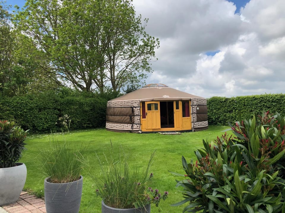 Overnachten in een luxe yurt! Luxury tent in Zeeland, Netherlands