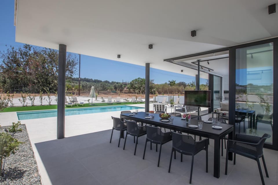 Seating area, Swimming pool