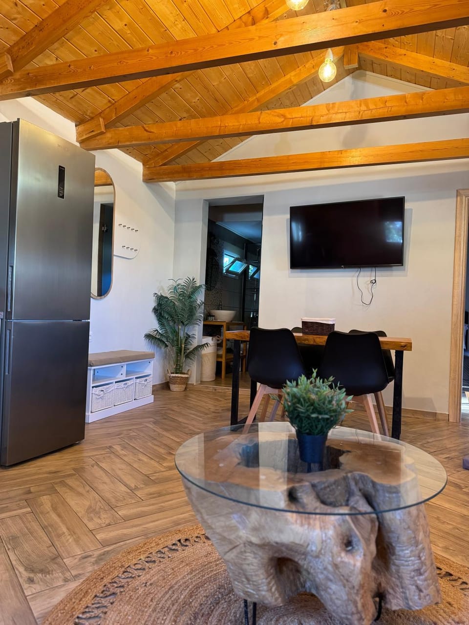 Elleria's House Apartment in Lefkada