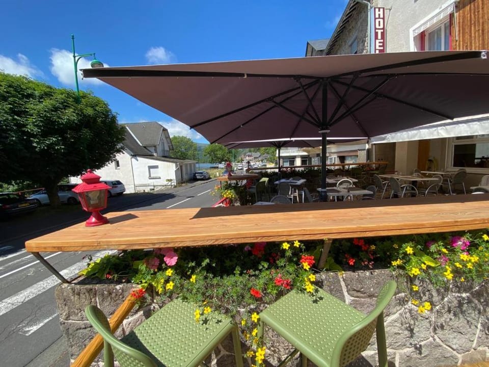 Patio, Restaurant/places to eat