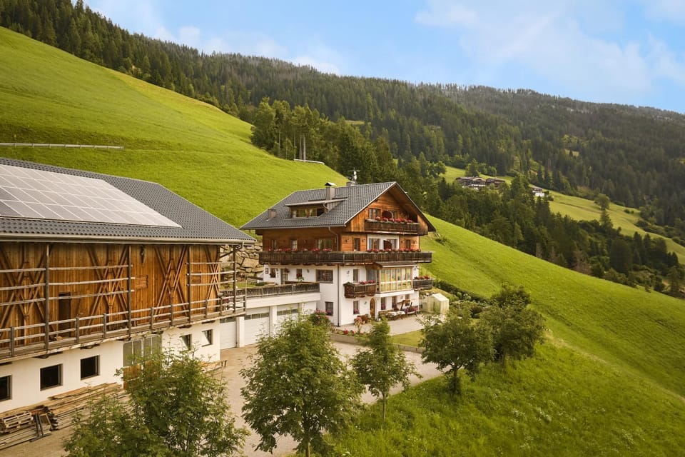 Property building, Natural landscape