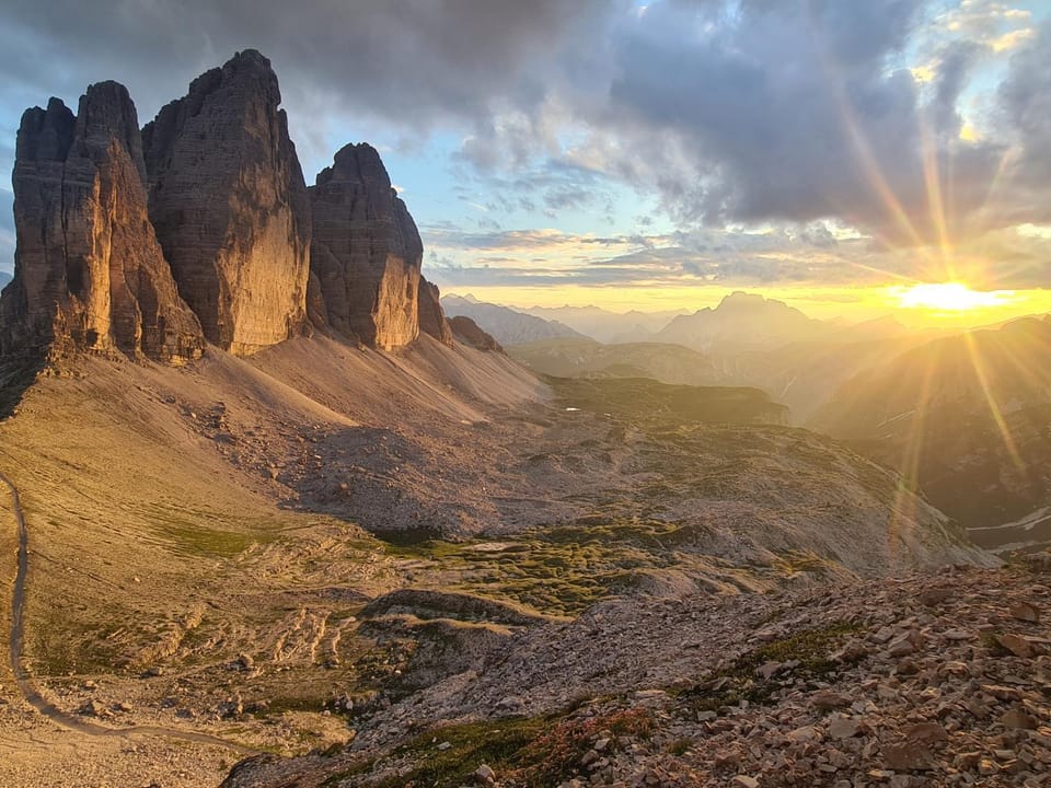 Nearby landmark, Off site, Natural landscape, Summer, Mountain view, Sunset