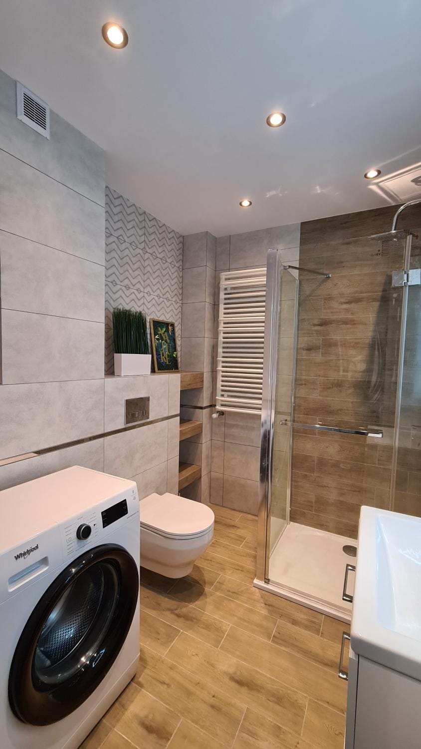 Shower, Bathroom