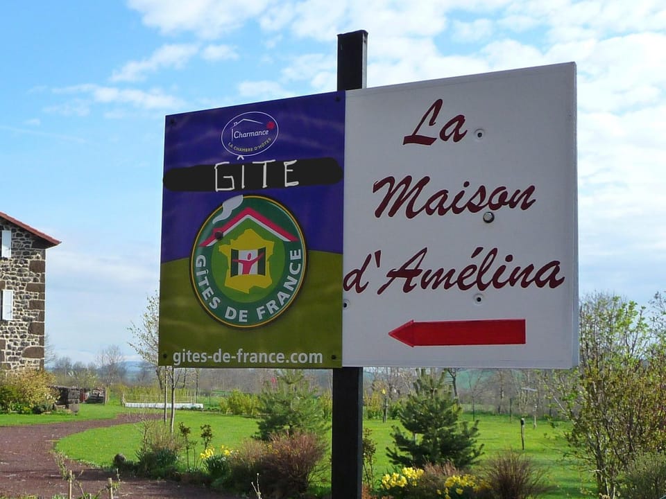 Gîte tout inclus avec terrasse, jardin et parkings, proche Puy-en-Velay et chemins de randonnée. - FR-1-582-323 House in Auvergne-Rhône-Alpes