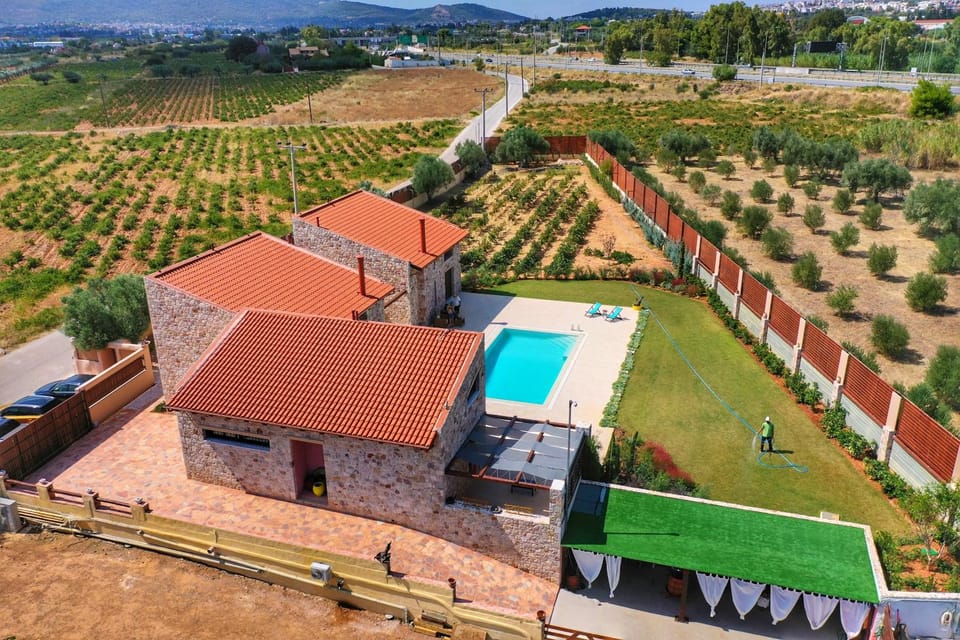 Villa Evinoi Villa in North Athens Regional Unit, Greece