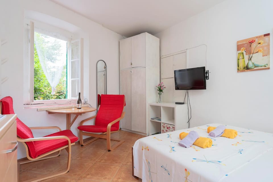 Apartman studio Stari Grad - 1 Apartment in Stari Grad