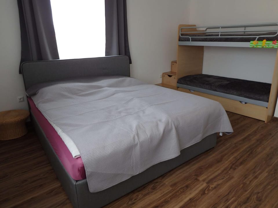 Photo of the whole room, Bedroom, bunk bed