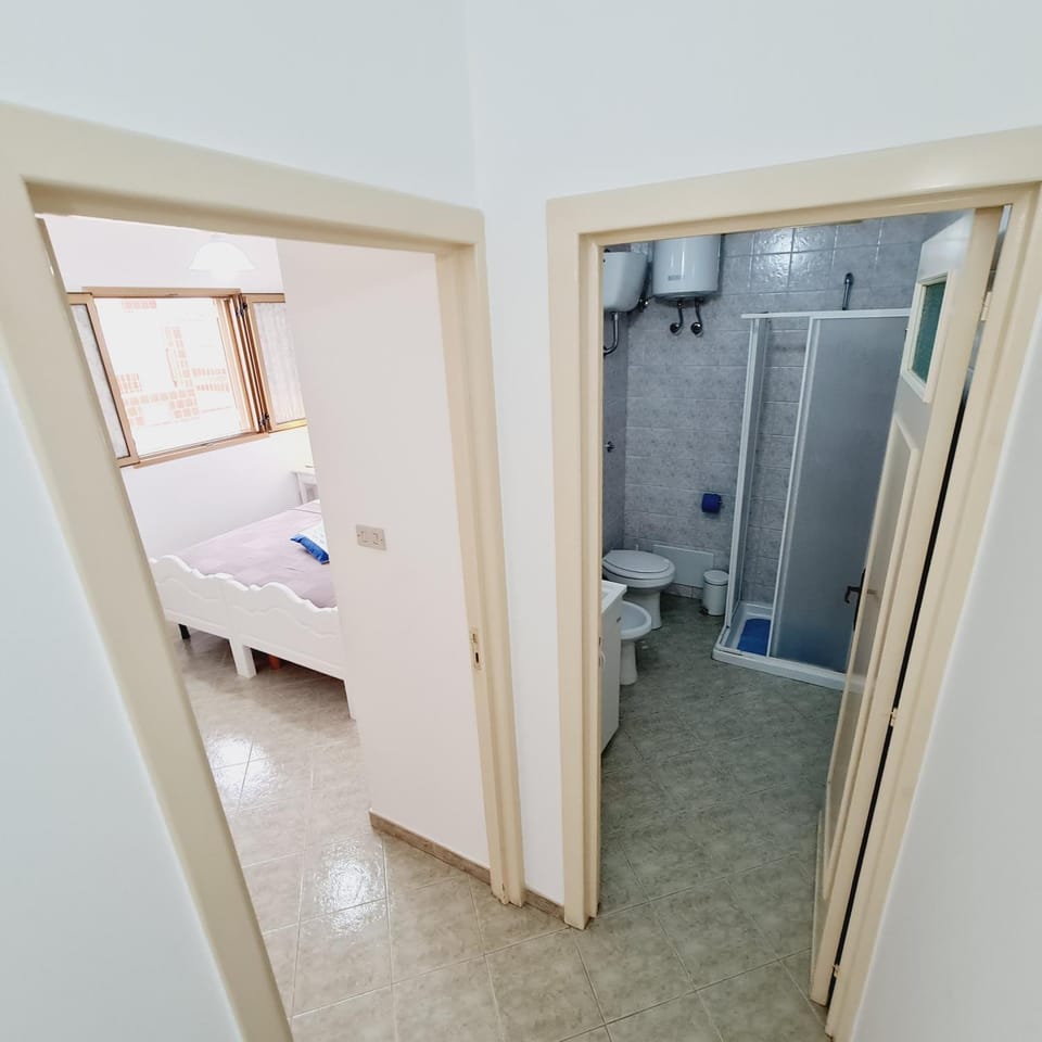 Bathroom, Bedroom