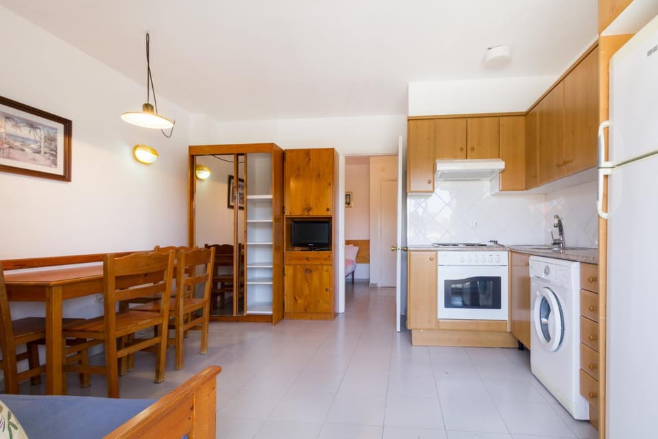 Sistach Rentals ARGONAVIS 204 Apartment in Baix Empordà