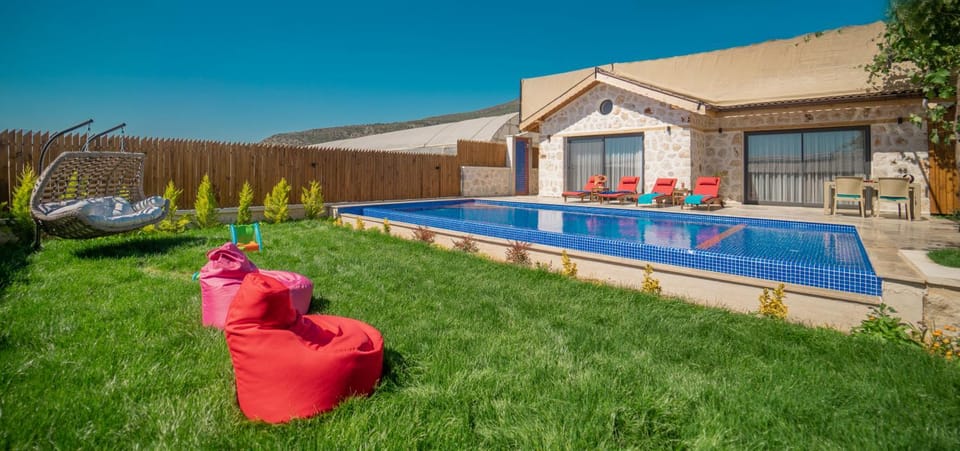 Garden, Swimming pool