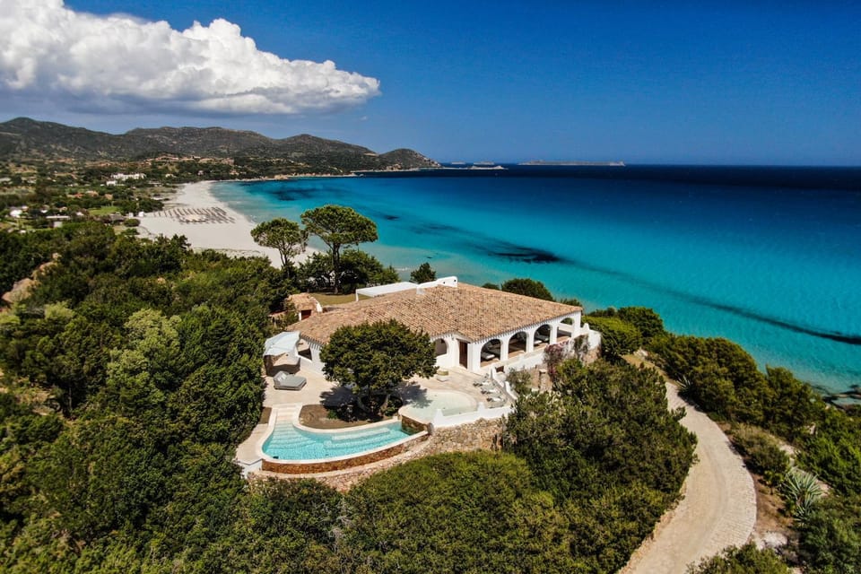 Property building, Bird's eye view, View (from property/room), Sea view, Swimming pool