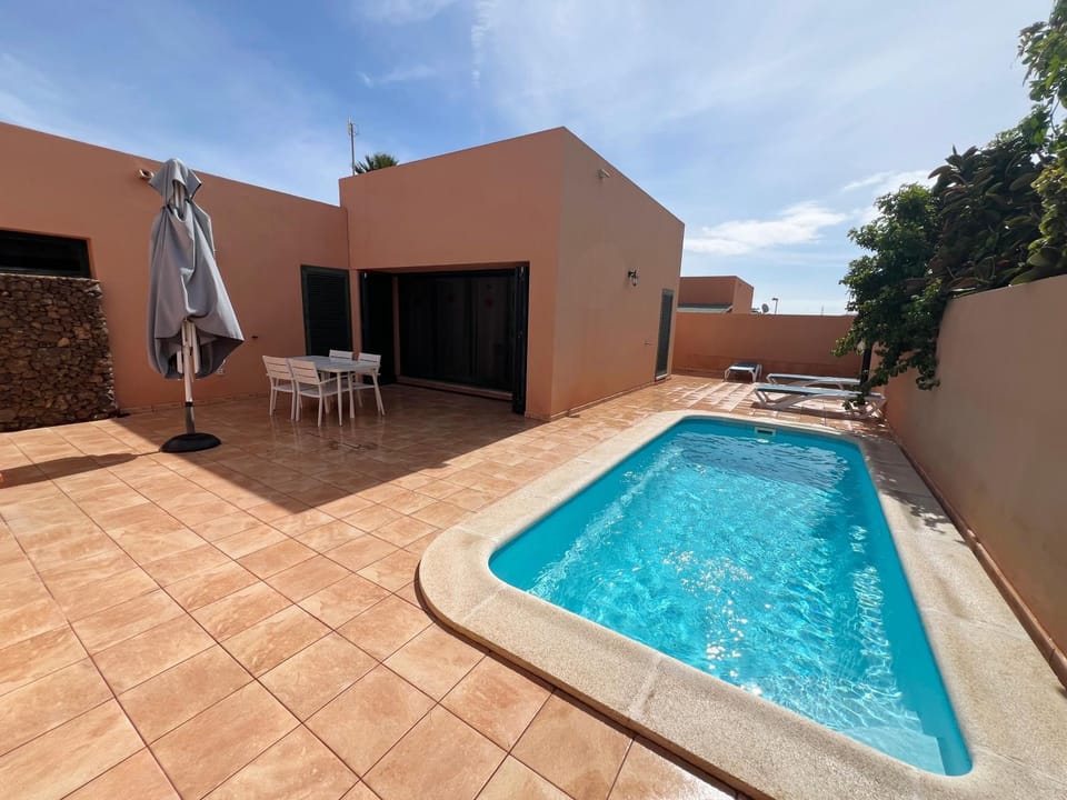 Anahi homes Corralejo -Villa Codeso 3 Villa in Maxorata